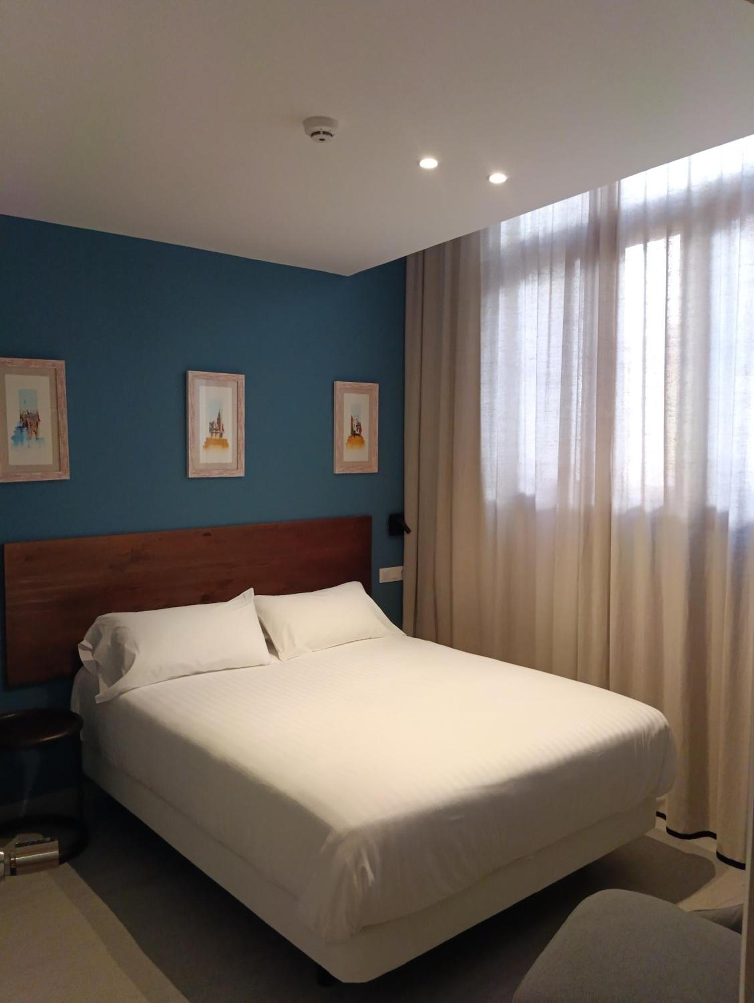 Terra Triana Apartments เซบีญา ภายนอก รูปภาพ